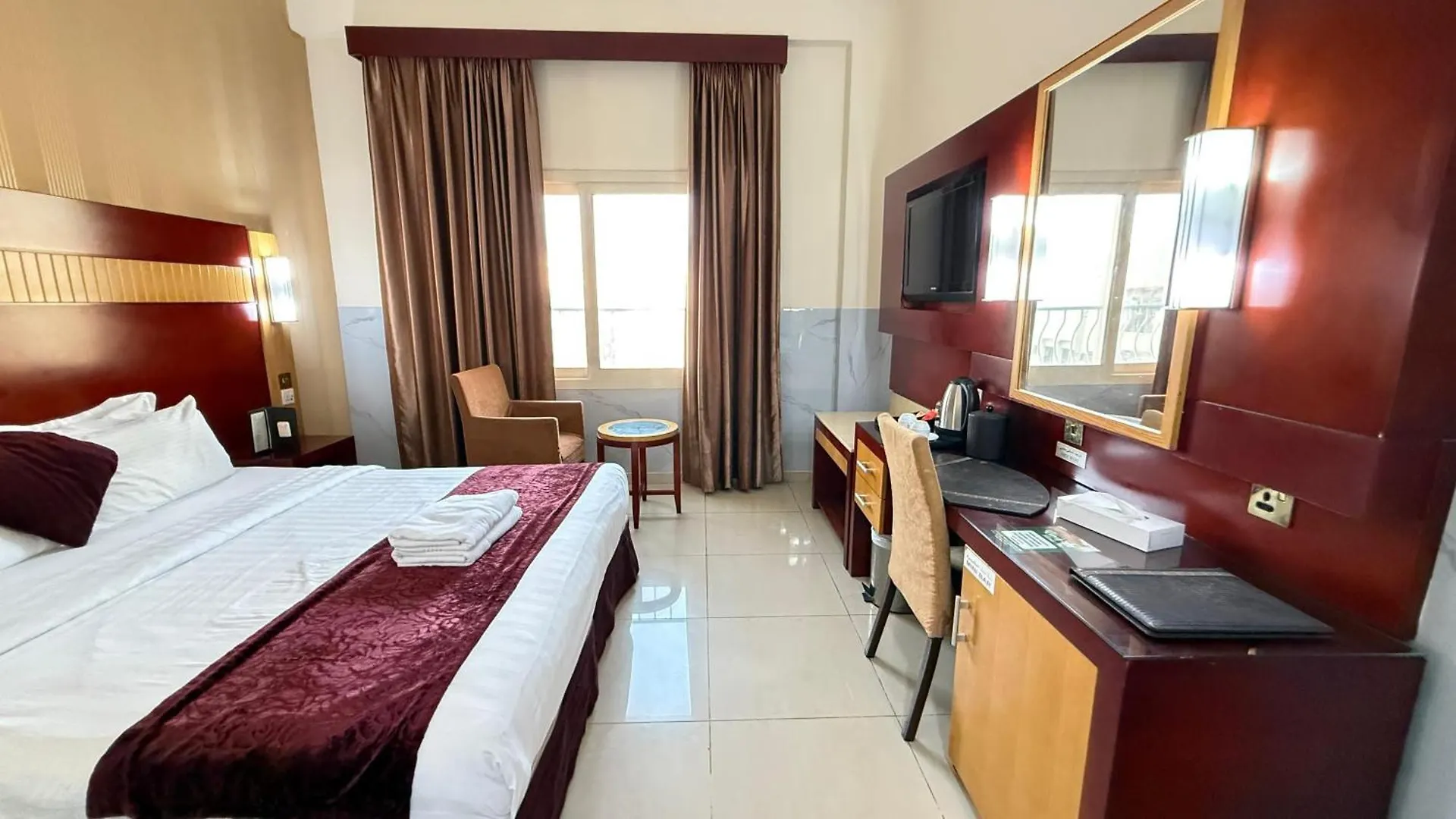 فندق Belvilla Luxury Phoenix East Beach دبي