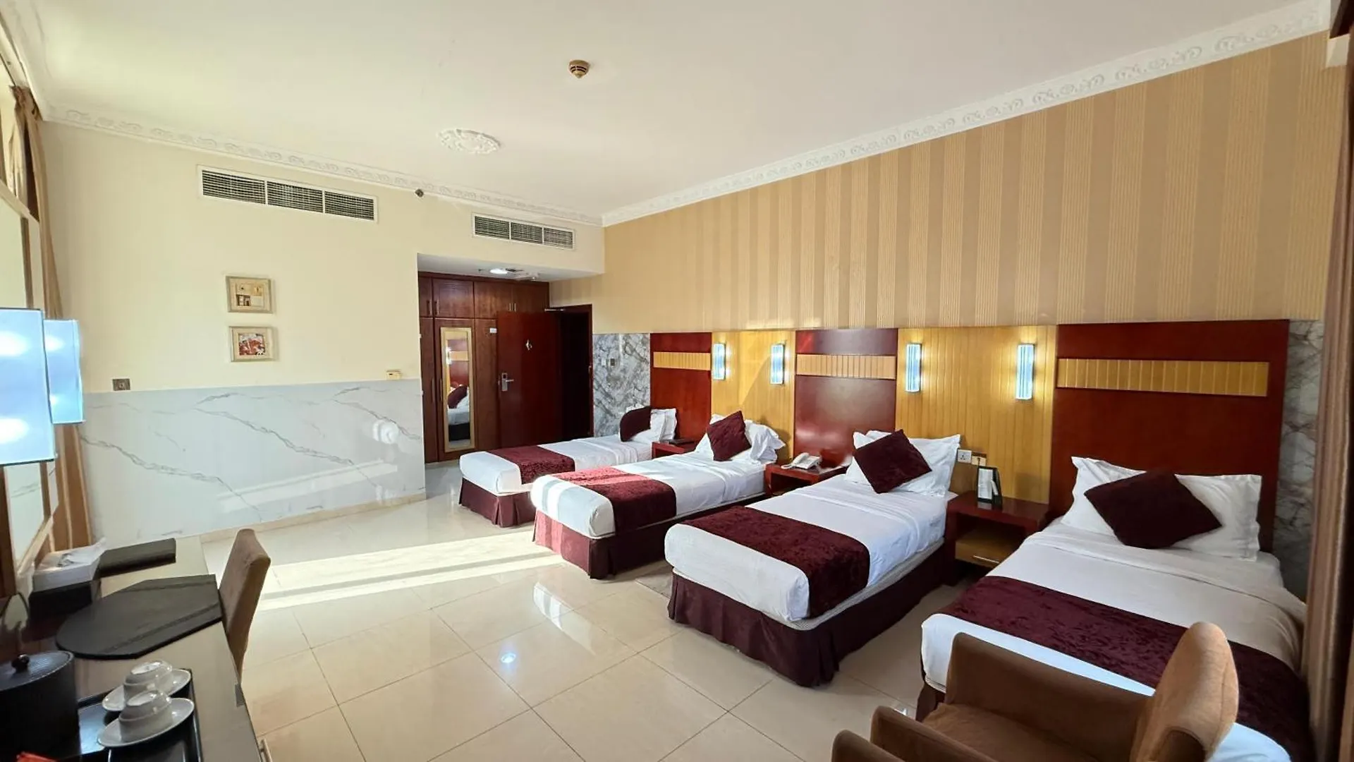 Belvilla Luxury Phoenix East Beach دبي