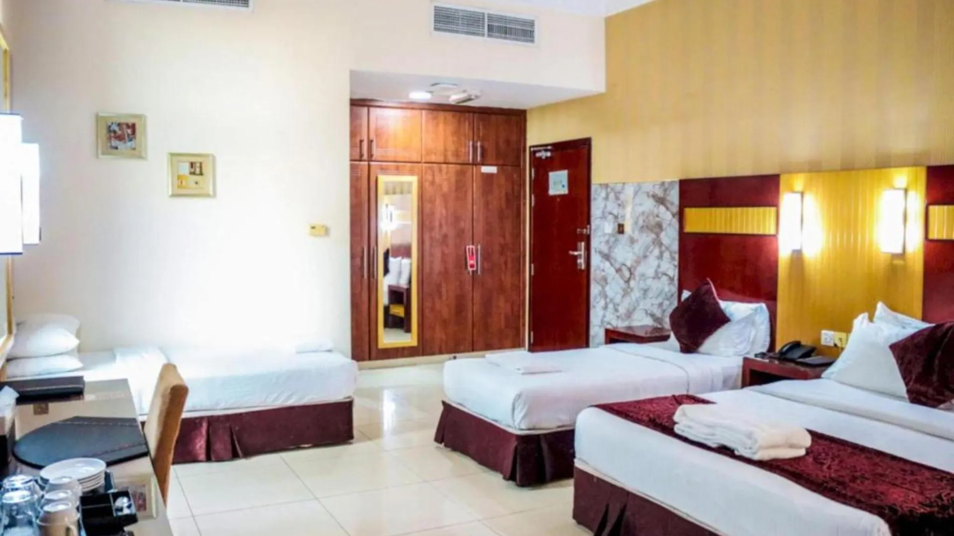 Belvilla Luxury East Beach Dubai Hotel